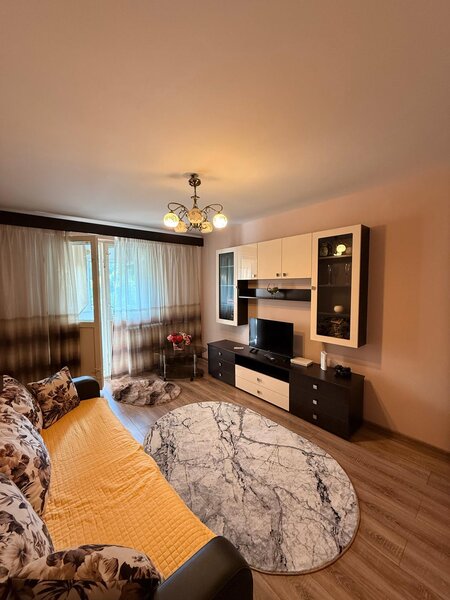Doamna Ghica, 2 camere decomandat, plan retras, 5 min. parc Plumbuita